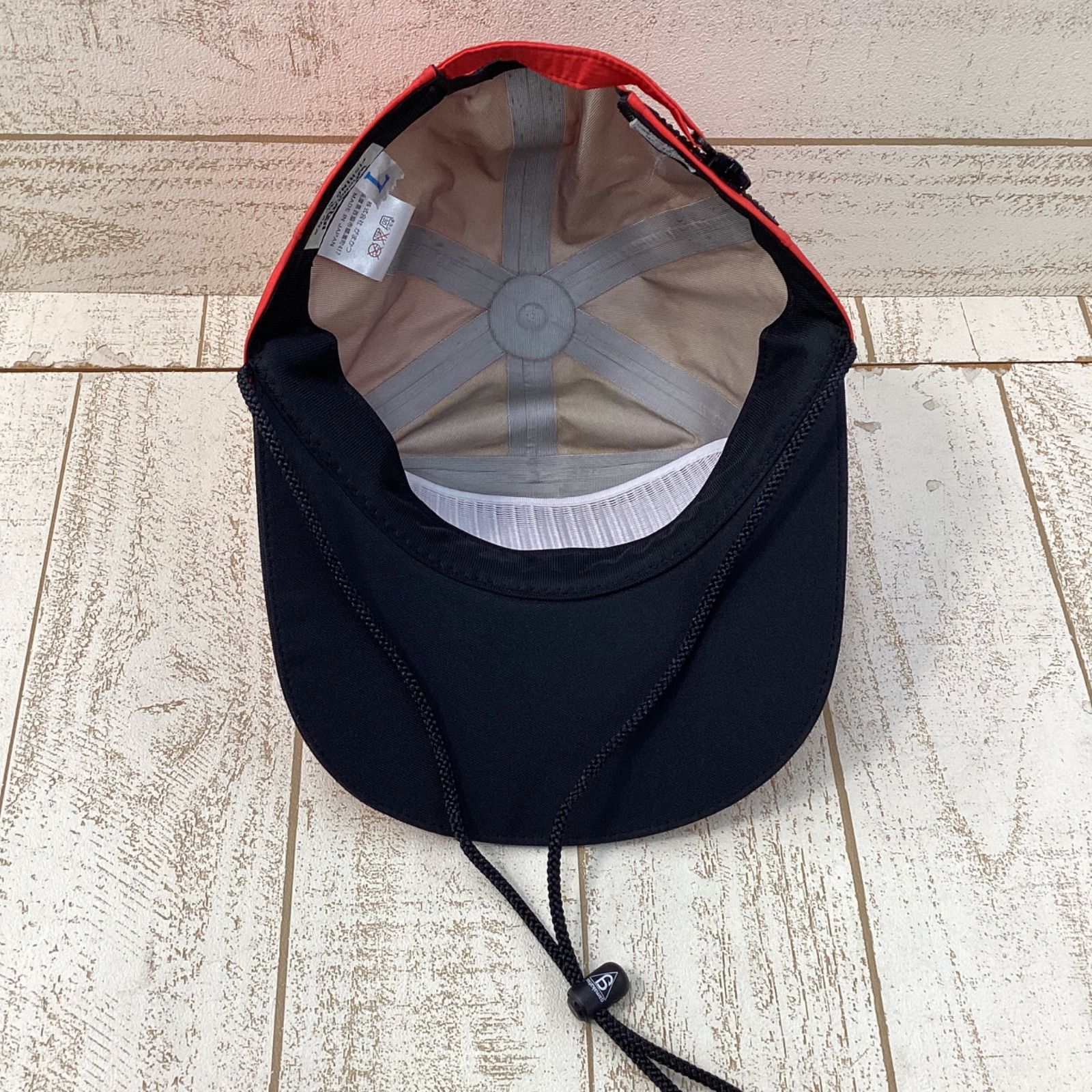 希少！がまかつ　ワッペンキャップ　帽子　レッド 中古・美品！/がまかつ ワッペンキャップ(レッド) Lサイズ がまかつ