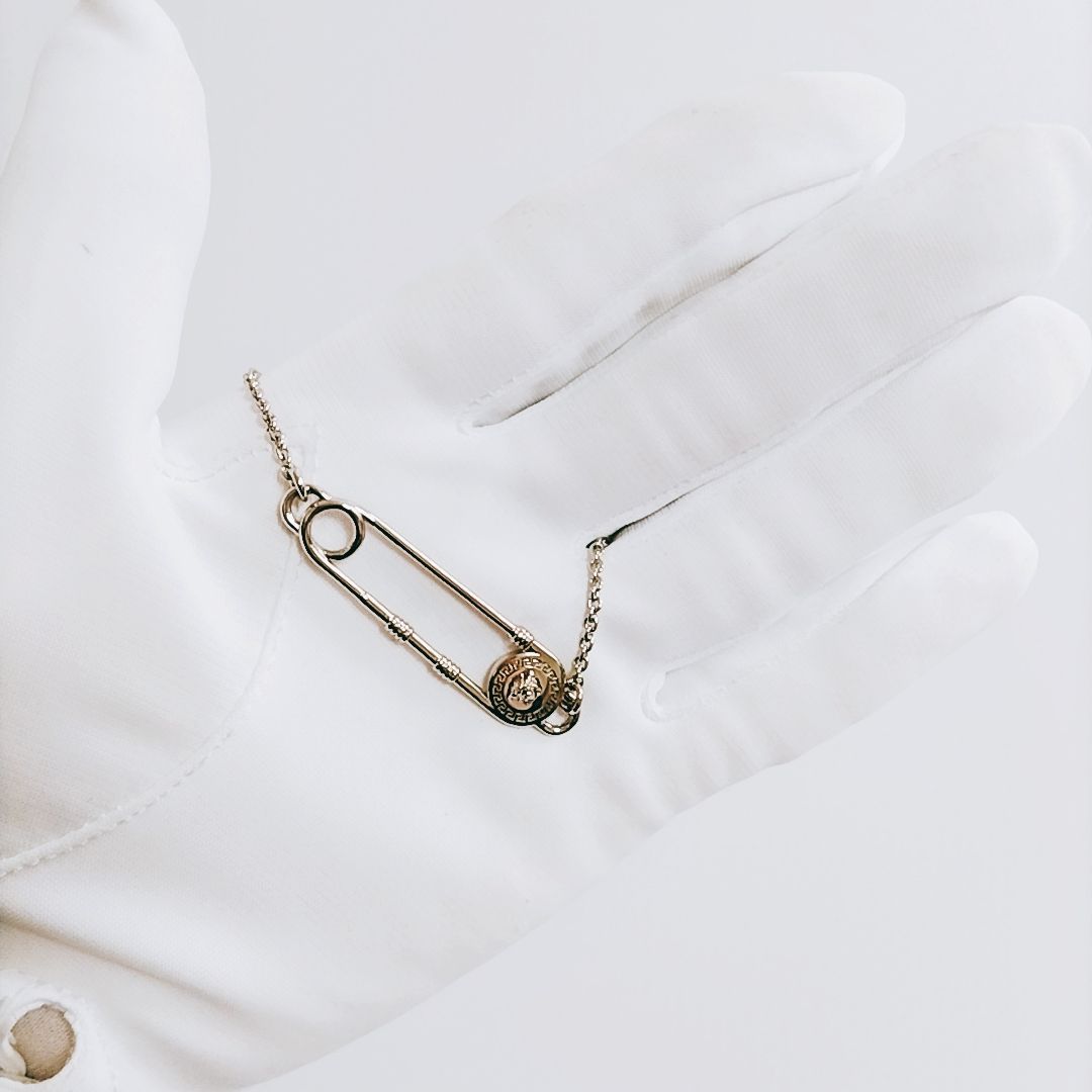 新品未使用】VERSACE セーフティピン ネックレス チェーン