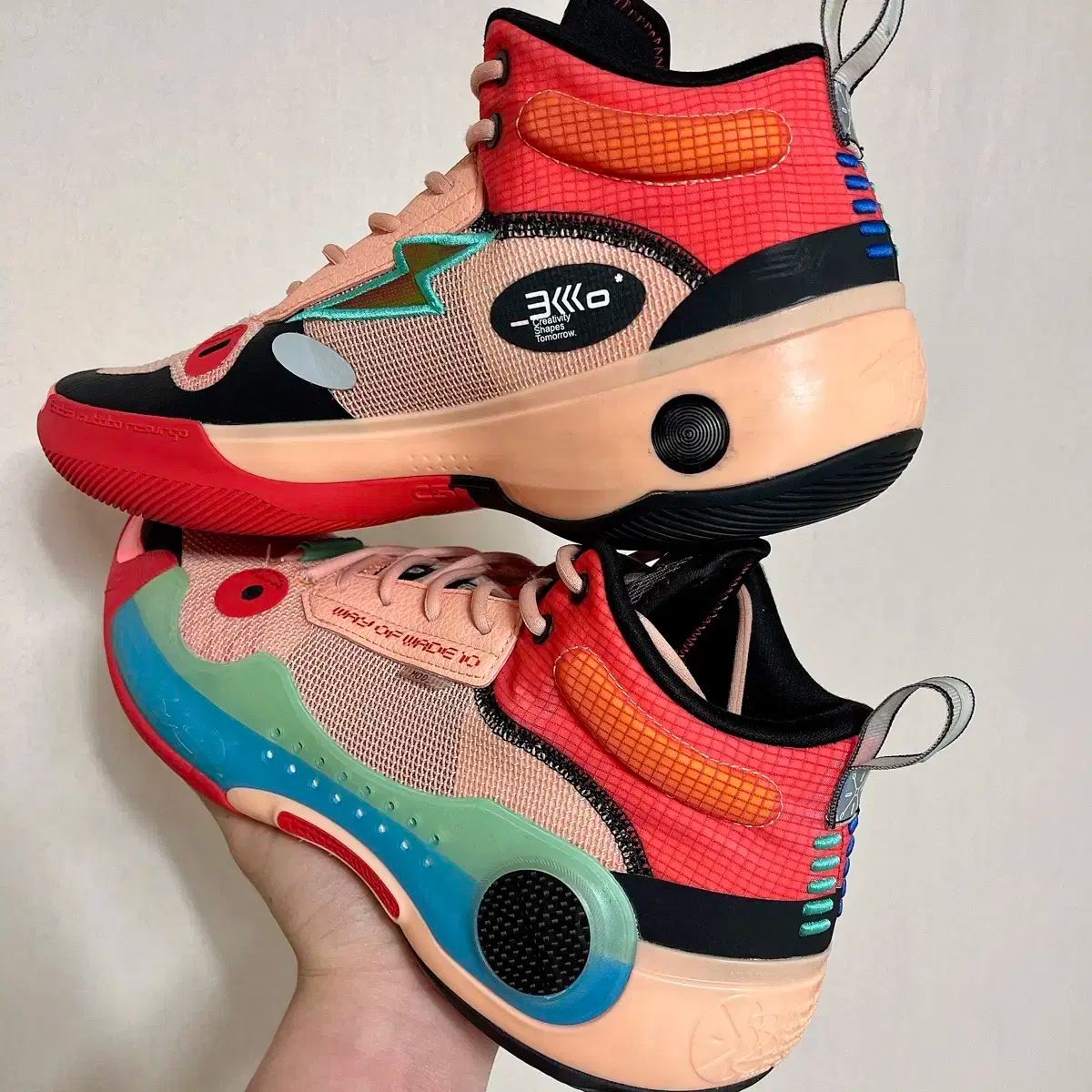 カイリー8 バスケットボールシューズ　[日本未発売] ナイキ バスケシューズ カイリー8 (未発売) 260 Nike カイブリッド