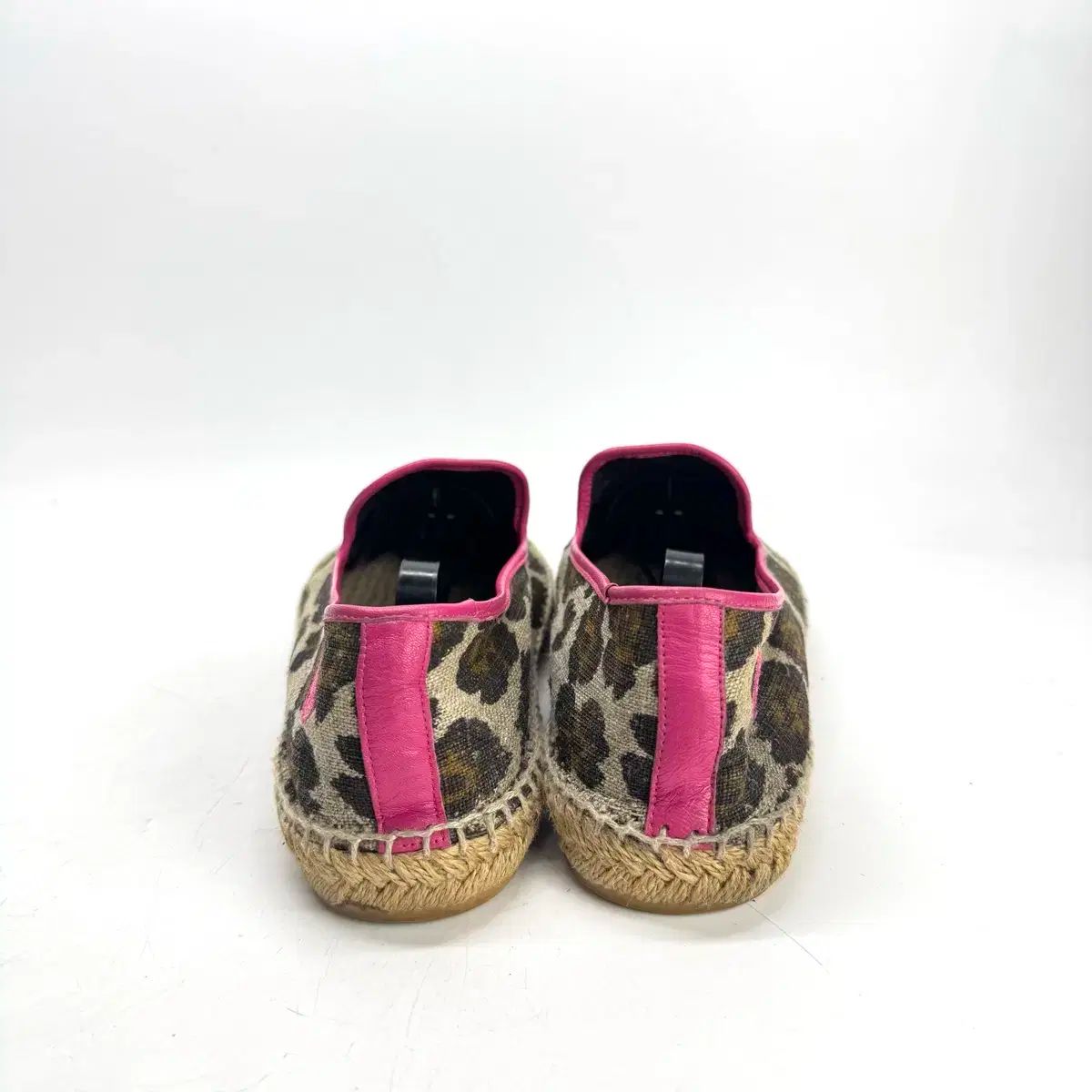 260 Tory Burch(トリーバーチ) ヒョウ柄 レオパード