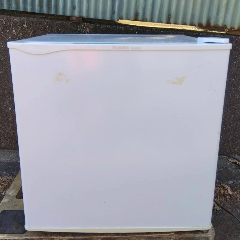 【動作確認済】 MORITA 冷蔵庫 MR-D05BC 1ドア