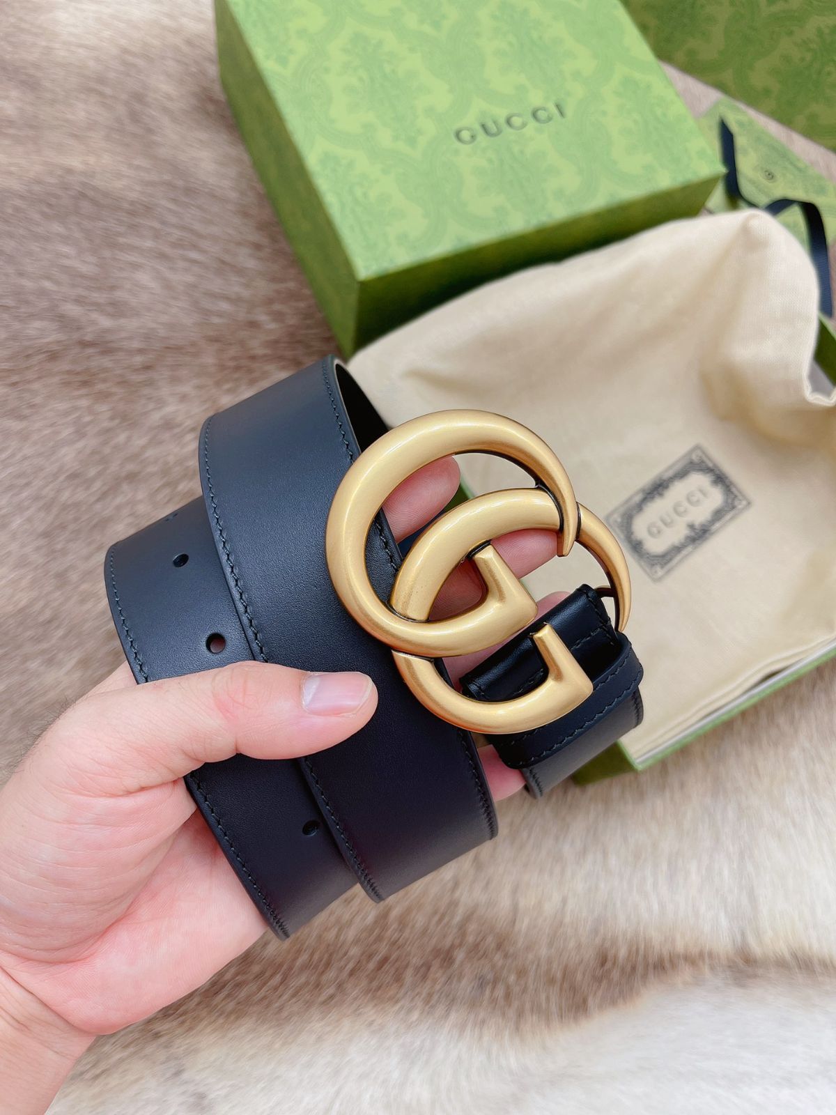 今日特価】Gucci Double G 2.0cm 本革ベルト-2 - メルカリ