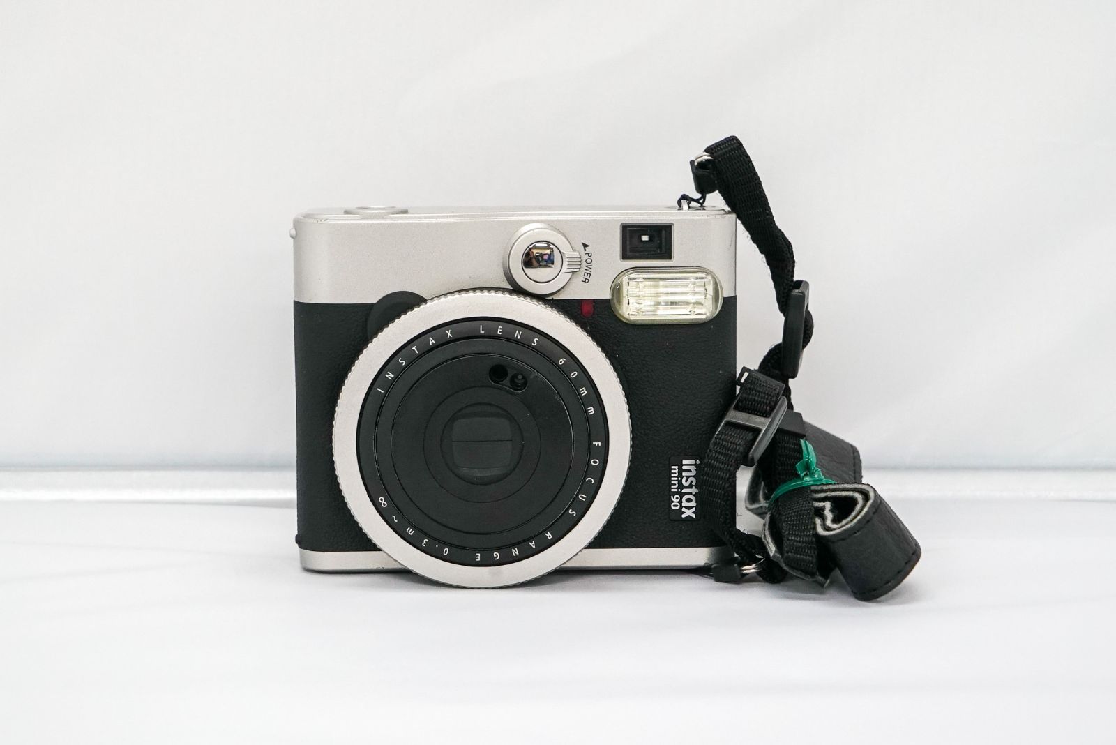 美品】Instax mini 90 NEO Classic 美品◇富士フィルム チェキ 美品】Instax mini 90 NEO Classic 美品◇富士フィルム チェキ