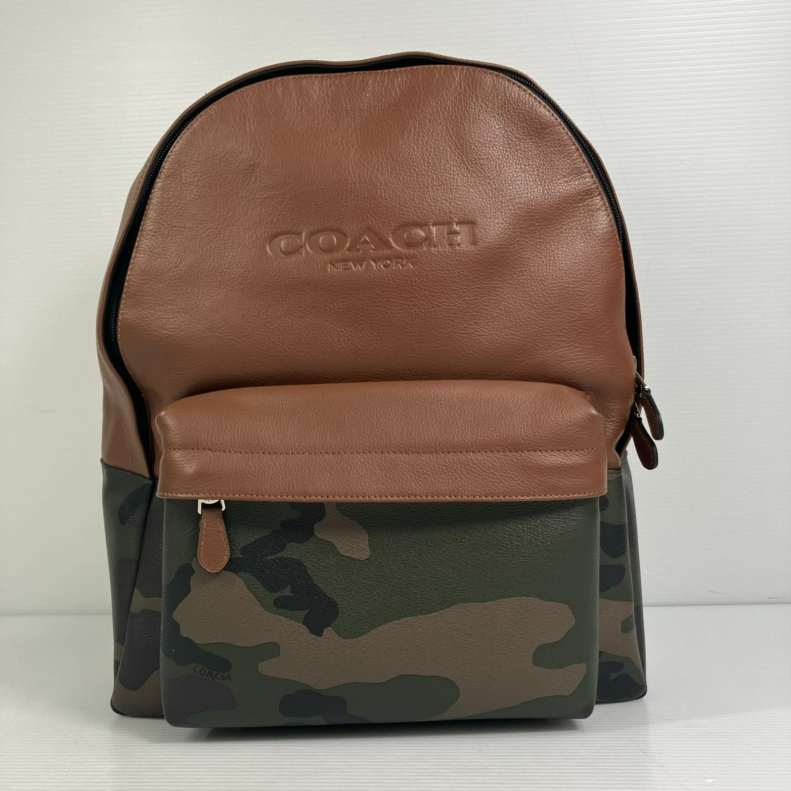 2023年春夏再入荷 迷彩 COACH／コーチ リュックサック 美品 ワイルド