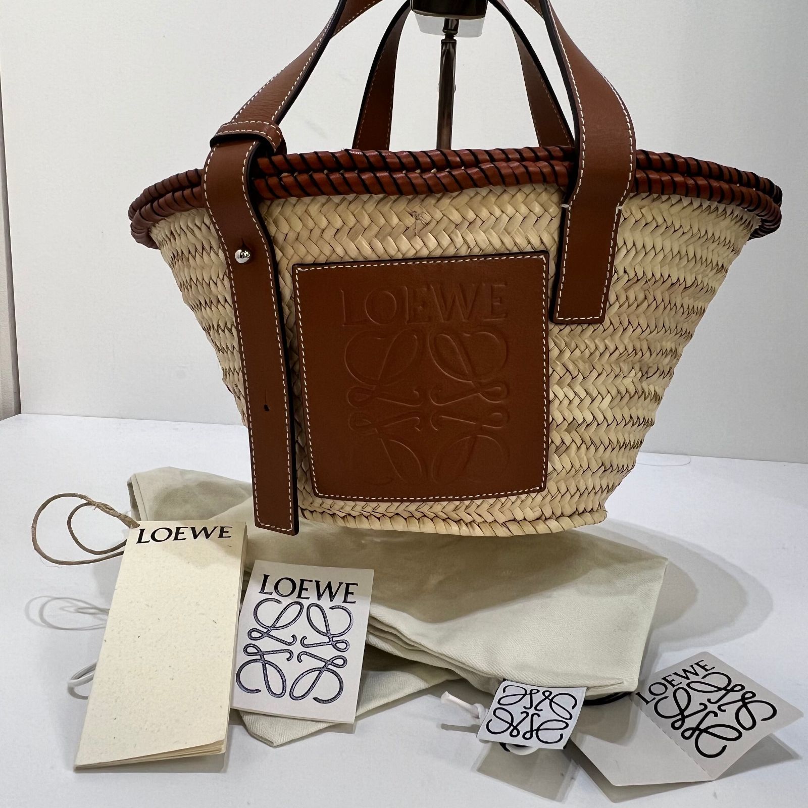 LOEWE】 スモール バスケット バッグ (タン) ※日本未入荷カラー