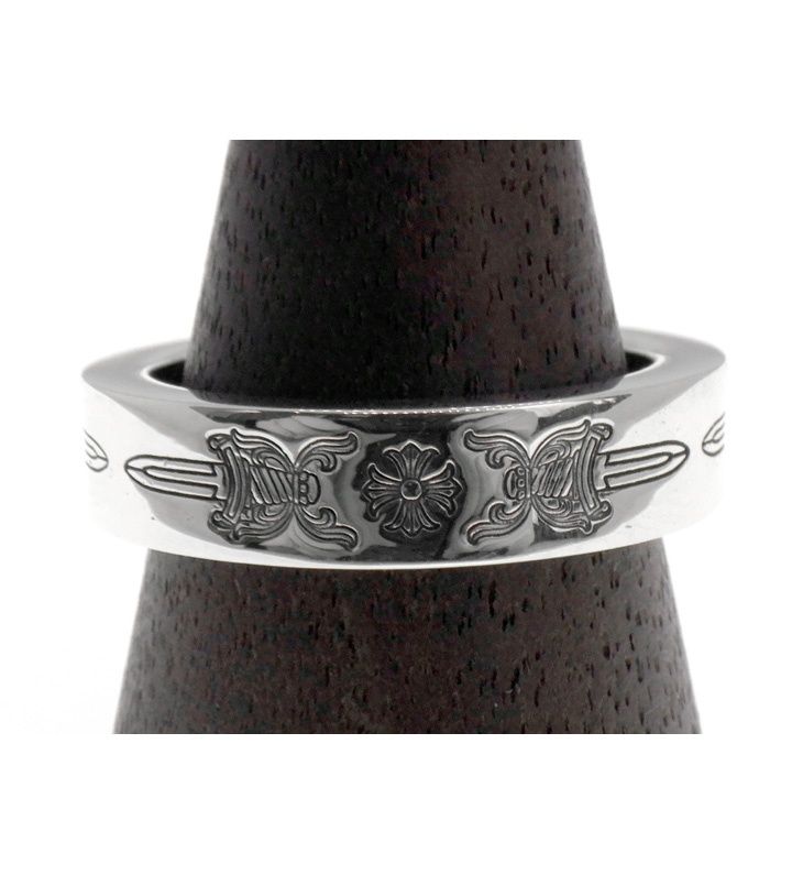 GIFTギフトキムタク着私物同型同色シルバーリング指輪+GショックG