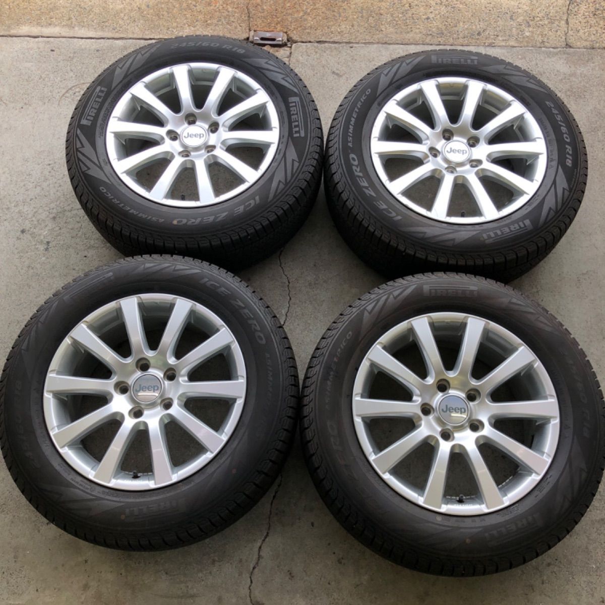 ニッサン スカイライン V36 セダン 235/50R18 スタッドレス