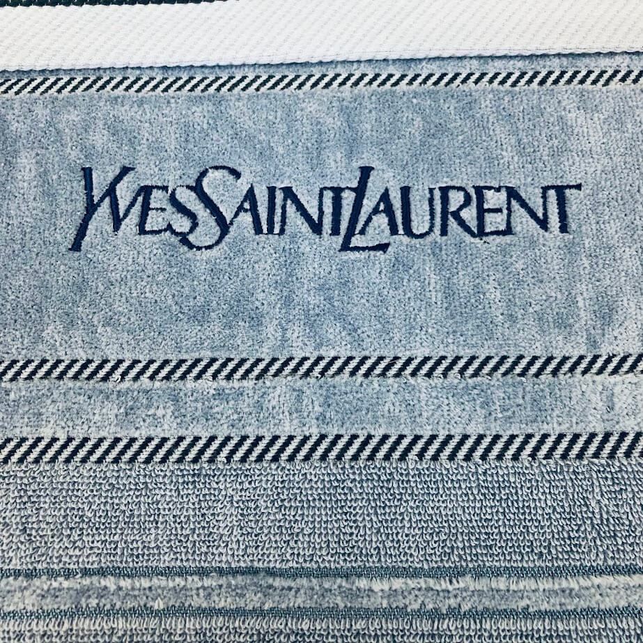 m*o様 YSL タオルケット 【 未使用 訳あり】 m*o様 YSL タオルケット 【 未使用 訳あり】 - メルカリ