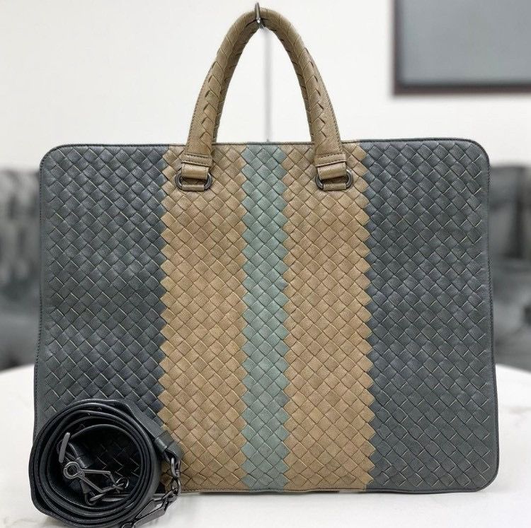 ボッテガヴェネタ イントレチャート レザー 2way ビジネスバッグ