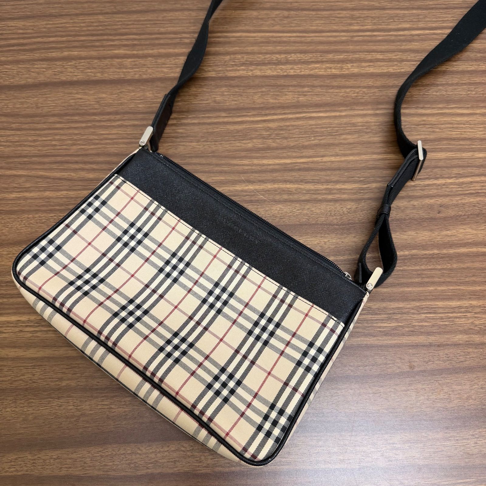 極美品◎バーバリー ノバチェック ショルダーバッグ クロスボディ
