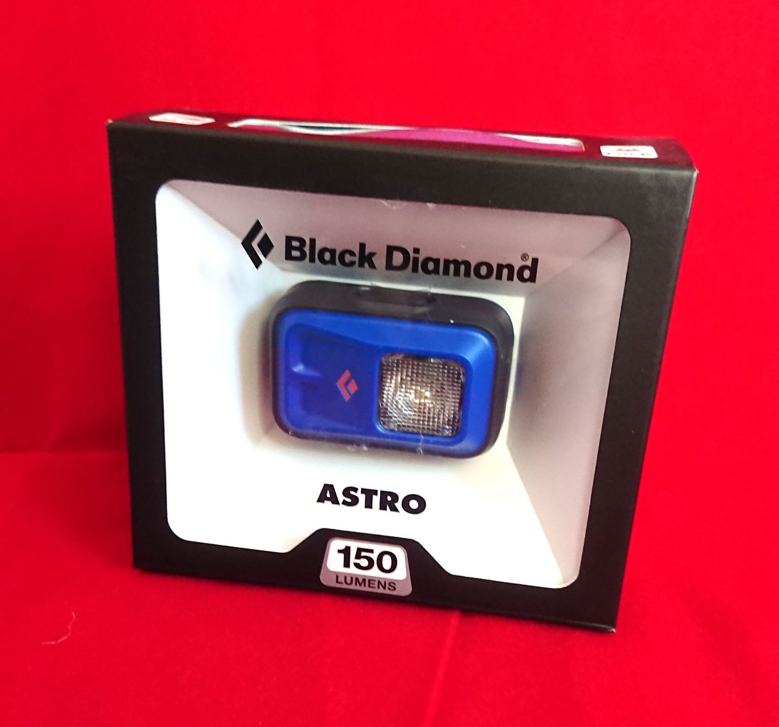 新品】米国BLACK DIAMONDヘッドランプ ASTRO（軽量、防水） - メルカリ