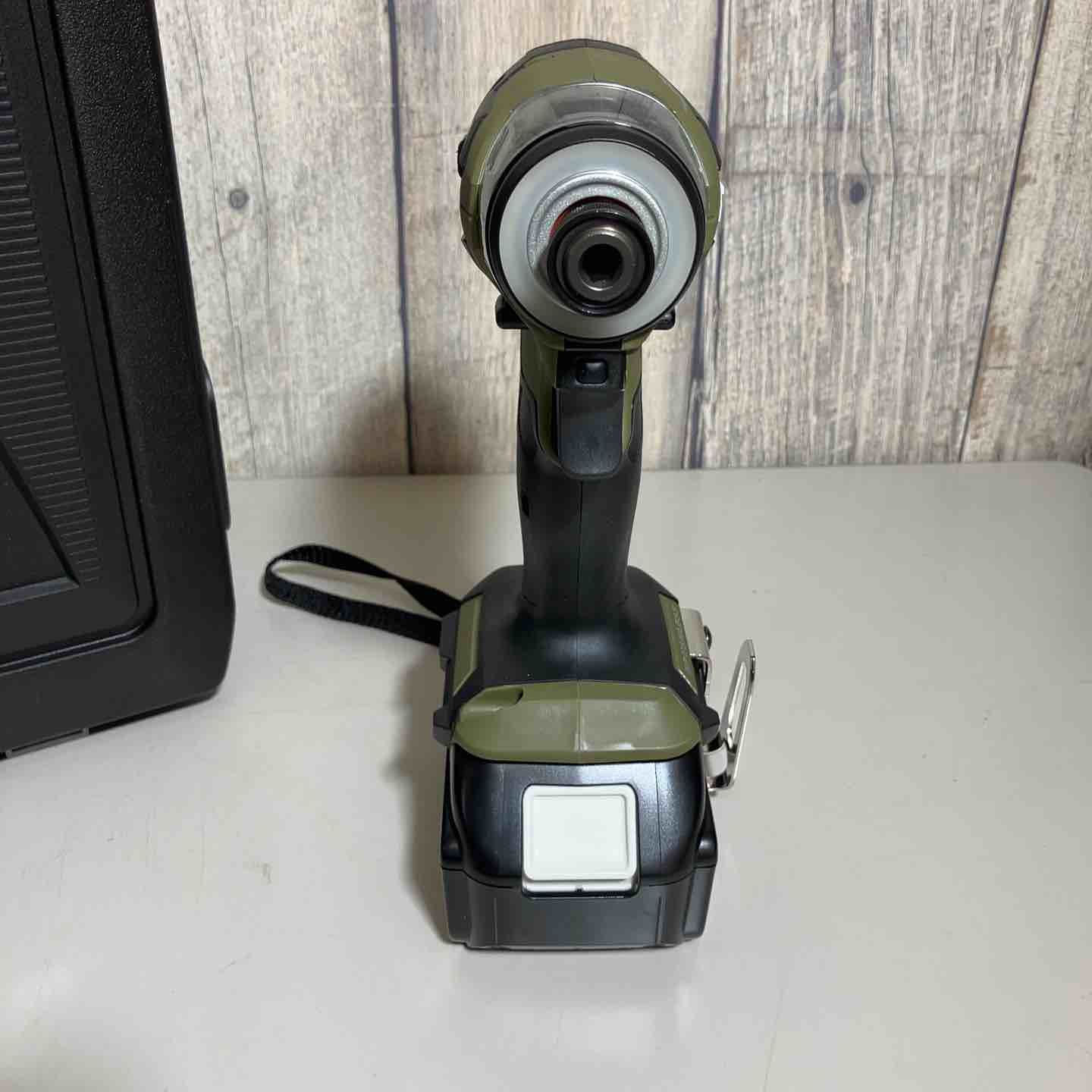 コードレス インパクトドライバー