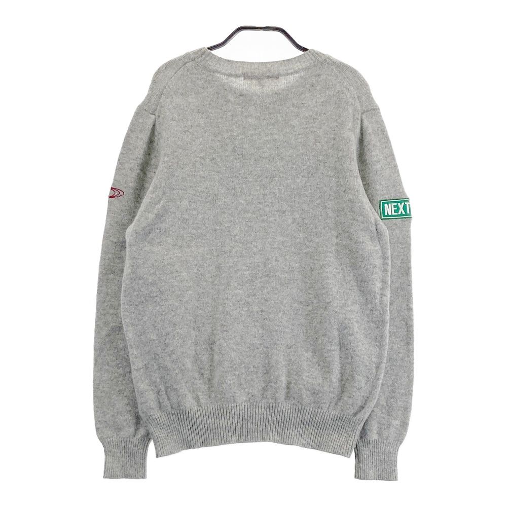 サイズ：L BEAMS GOLF ビームスゴルフ  長袖ニット ワッペン YARD グレー系 [240001219521] ゴルフウェア レディース ストスト サイズ：L BEAMS GOLF ビームスゴルフ 長袖ニット ワッペン YARD