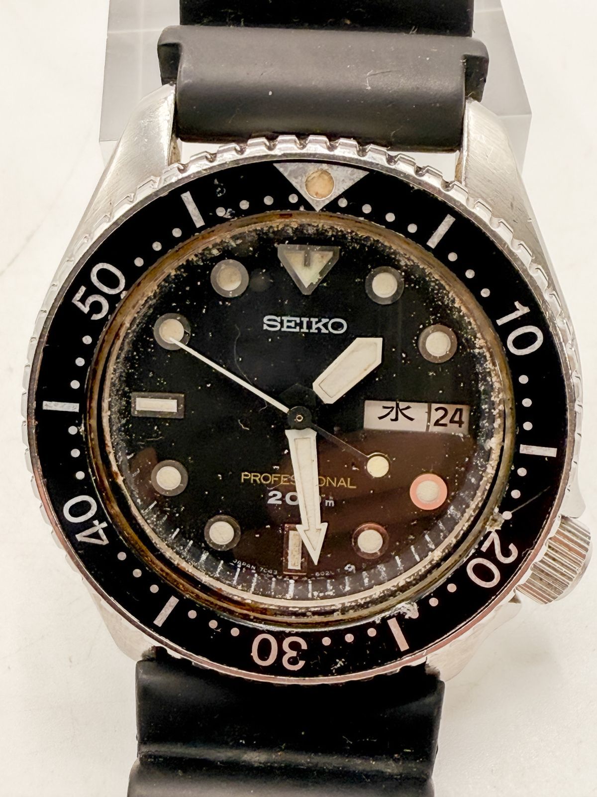 SEIKO セイコー ダイバープロ200m 7C43-6010 クォーツ 動作品 セイコー 7C43-6010 プロフェッショナル 200mダイバーのレビュー