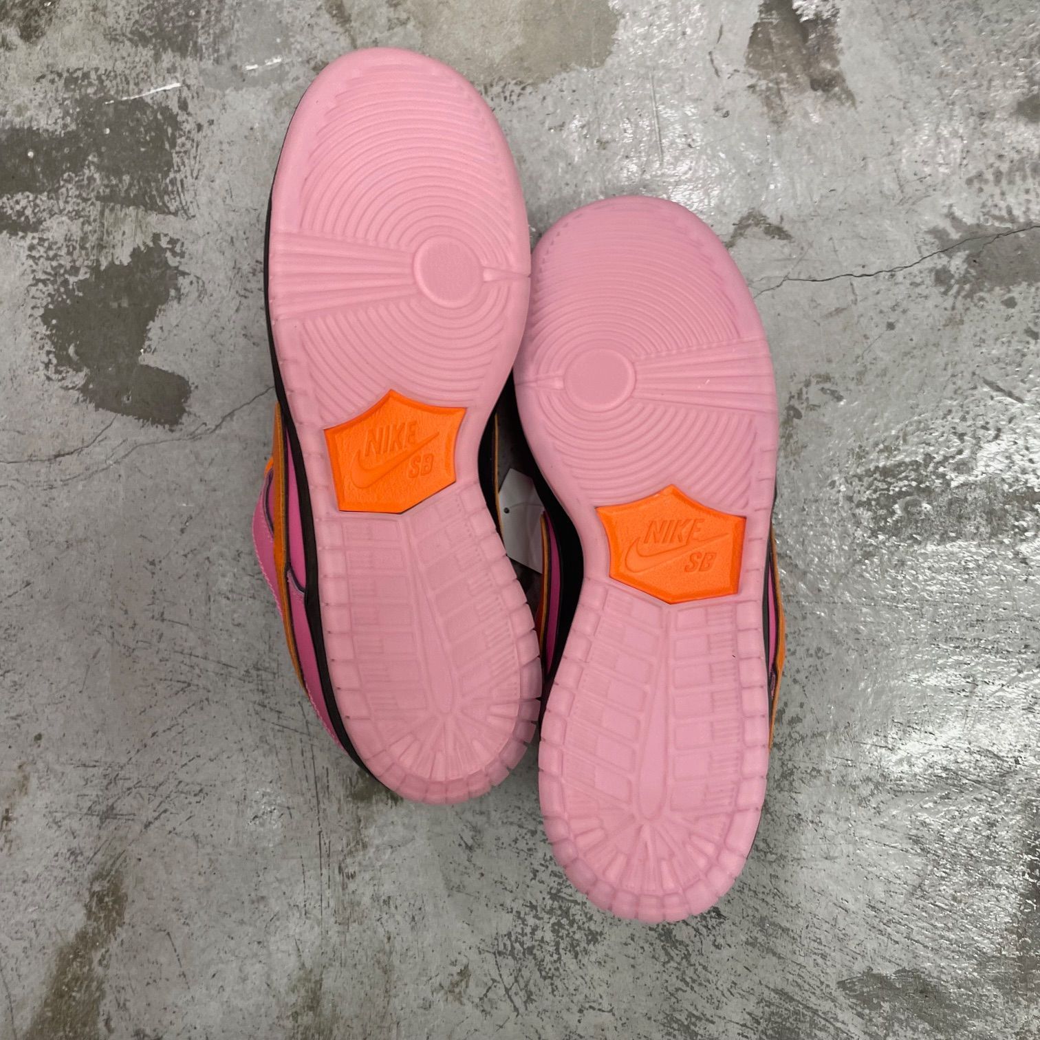 新品 国内正規 The Powerpuff Girls Nike SB Dunk Low Pro QS Blossom 