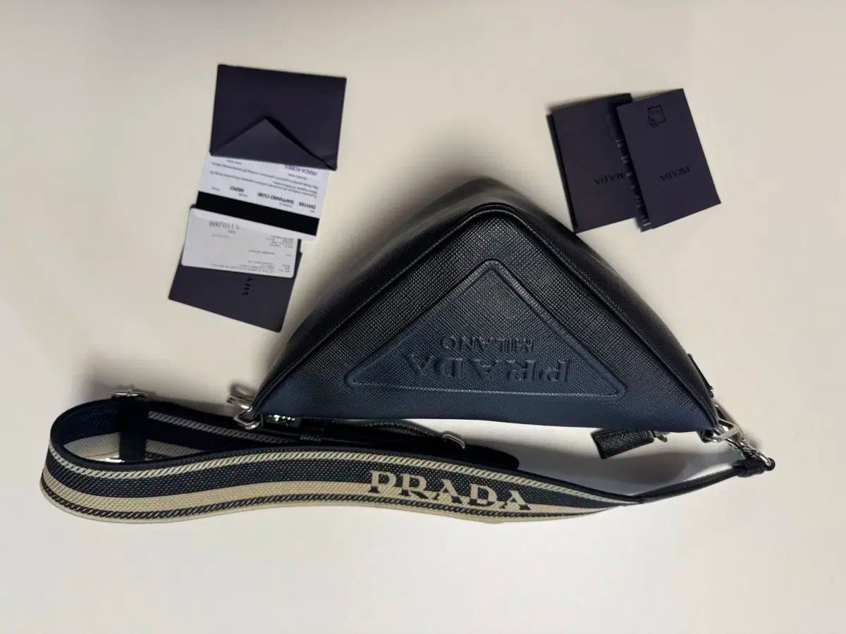★ PRADA