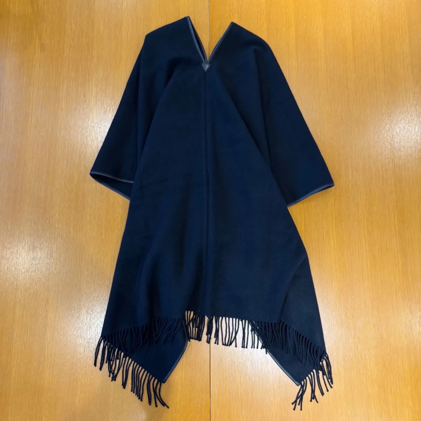 HERMES ポンチョ ケリー HERMES ポンチョ ケリー