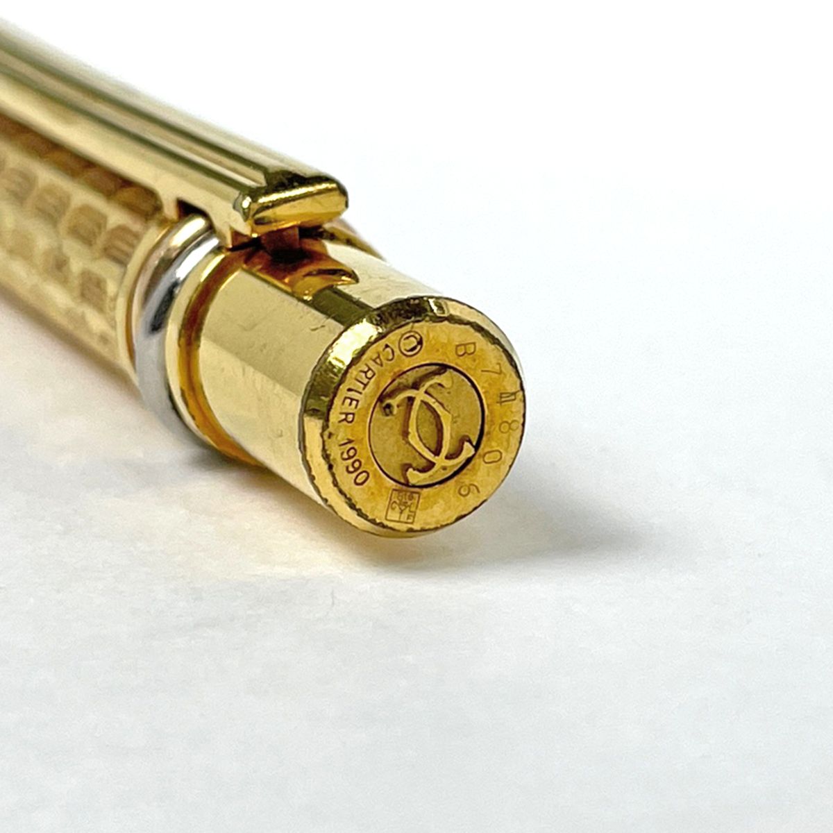 【F】カルティエ　must de Cartier ゴールドボールペン　トリニティ Cartier（カルティエ） トリニティ ボールペン 黒インク 3ゴールド