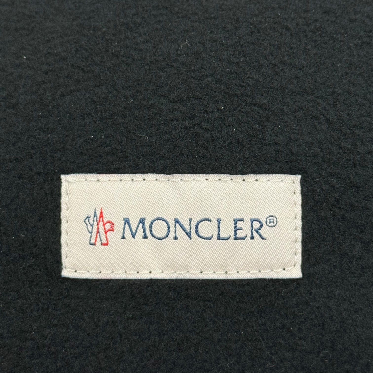 国内正規 MONCLER × FRAGMENT スウェットショーツ イージーショーツ ハーフパンツ モンクレール フラグメント コラボ  I209U8H00003 ブラック S 75676A5 - メルカリ