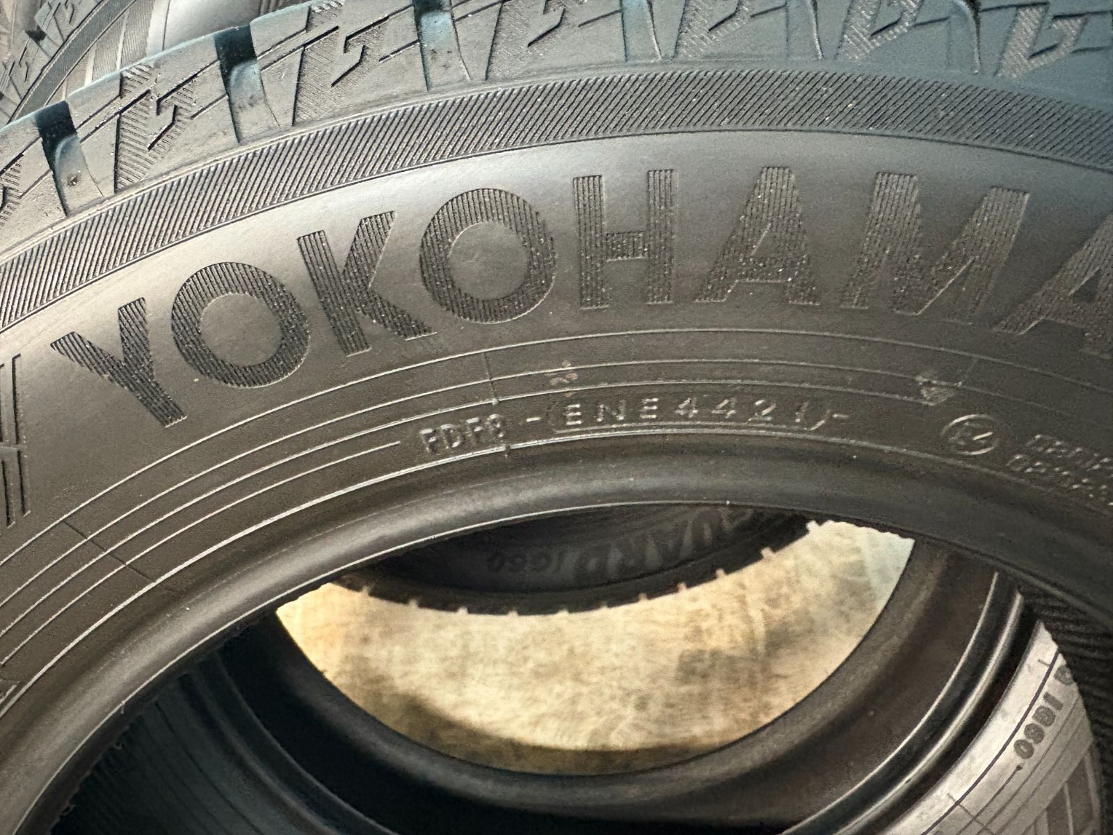 16インチ ４本セット