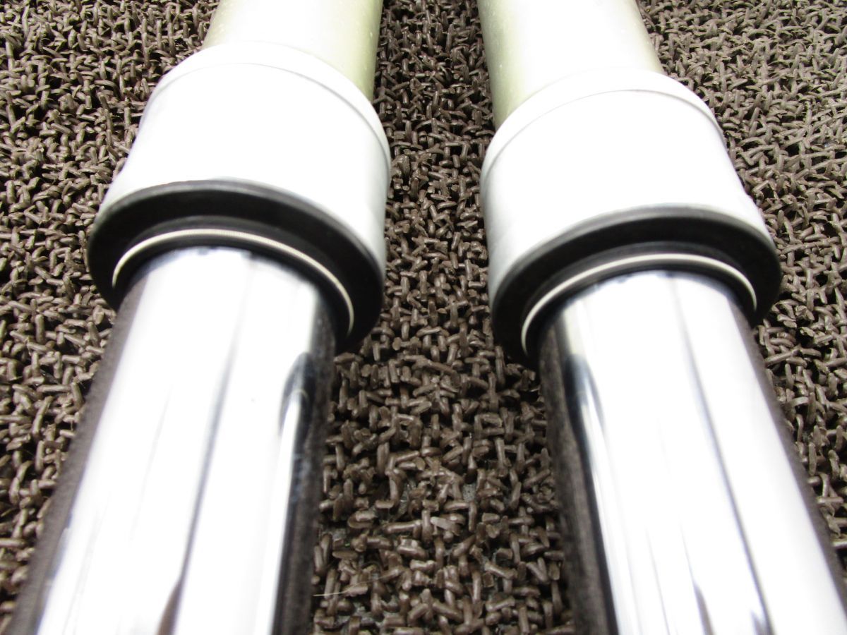 倒立 フロントフォーク