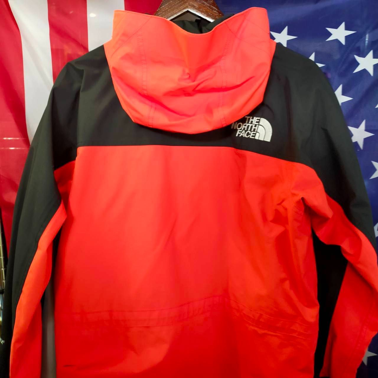 廃盤レア色 ノースフェイス マウンテンライトジャケット オレンジ NP11834 THE NORTH FACE MOUNTAIN LIGHT JACKET レッドオレンジ 21FW-I