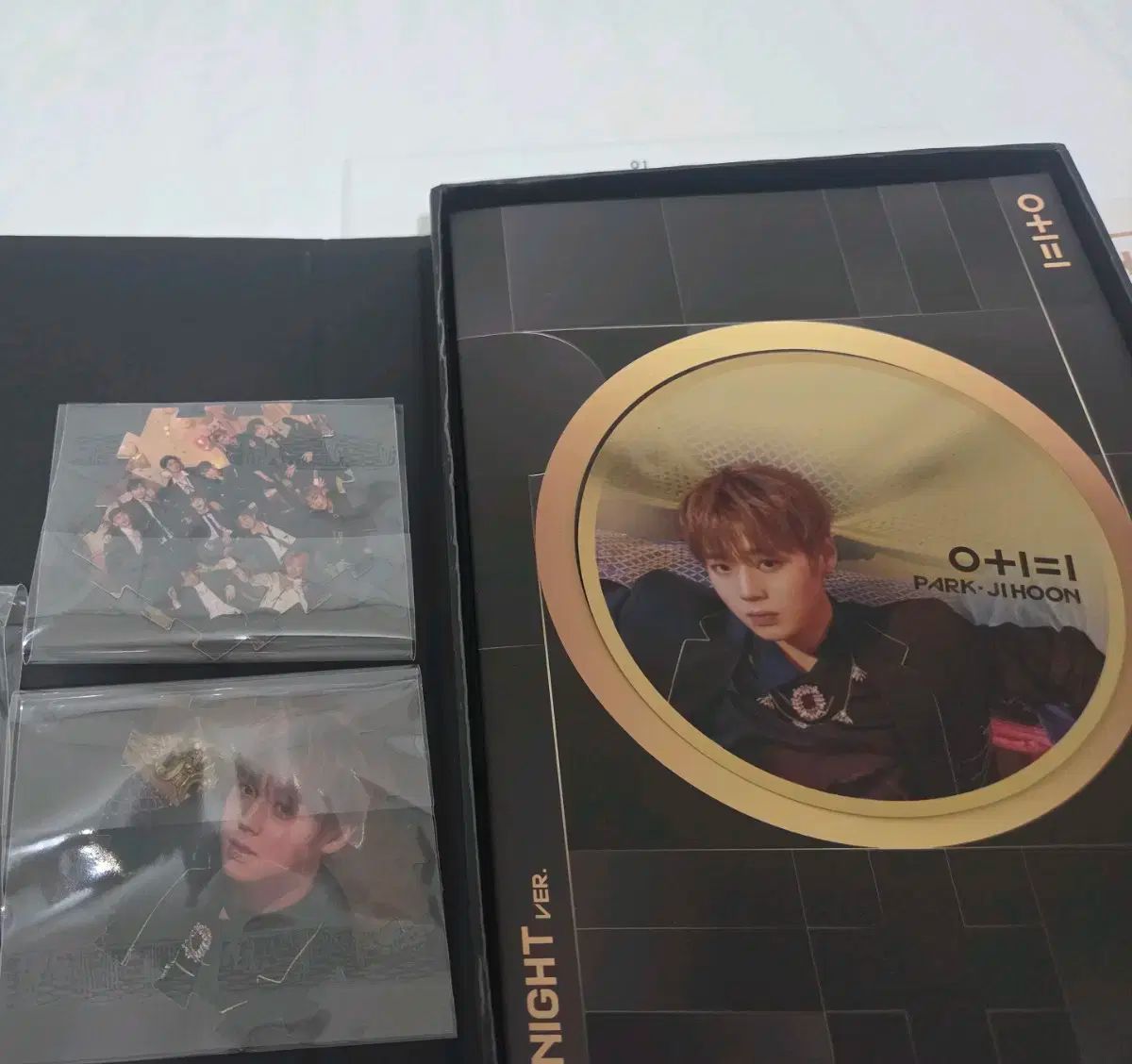 wannaone パクジフン 直筆サイン入りCD wannaone ワナワン パクジフン 直筆サイン入り キャリーケース