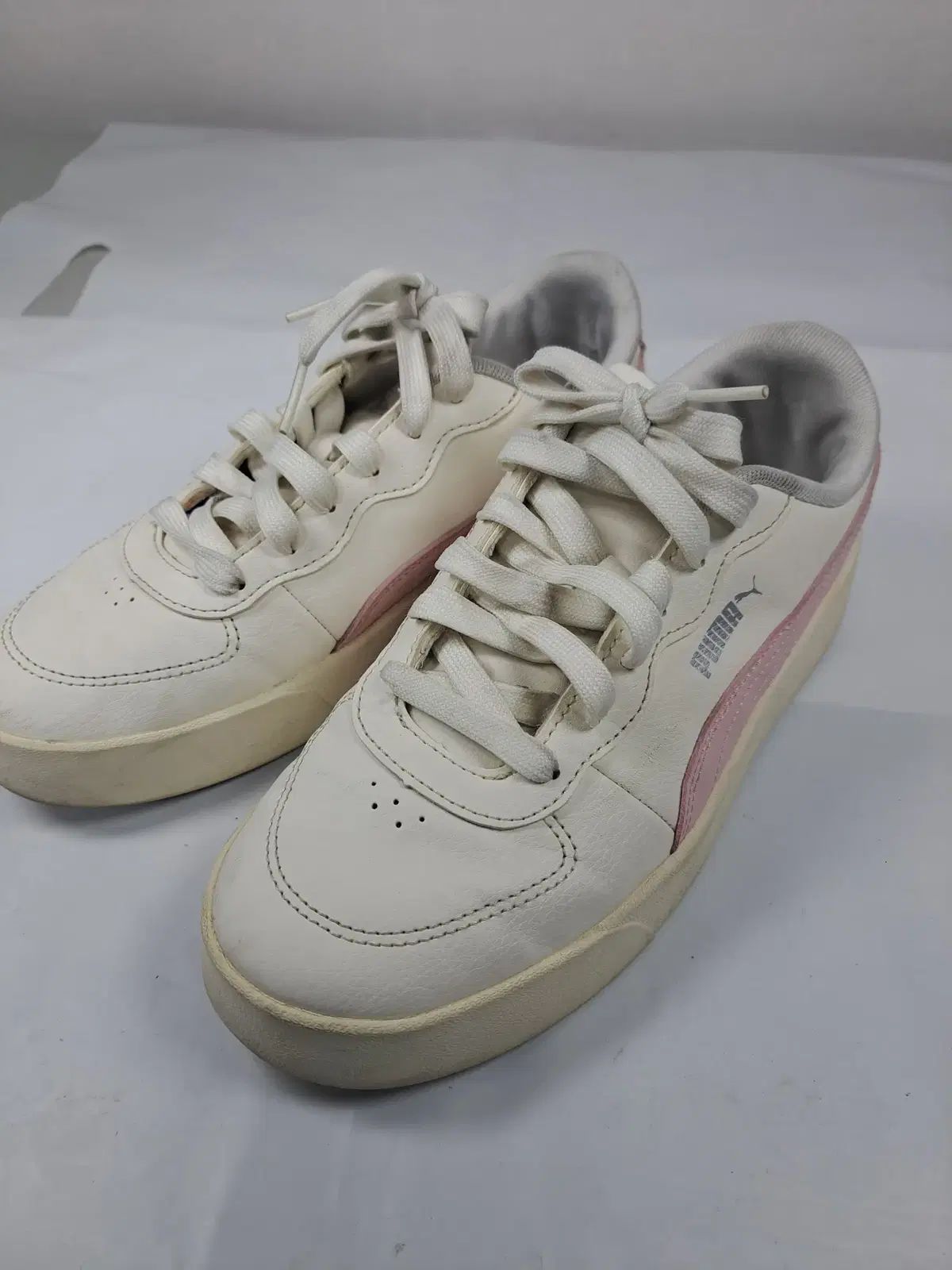 PUMA(プーマ) レディース 靴 スニーカーズ 235