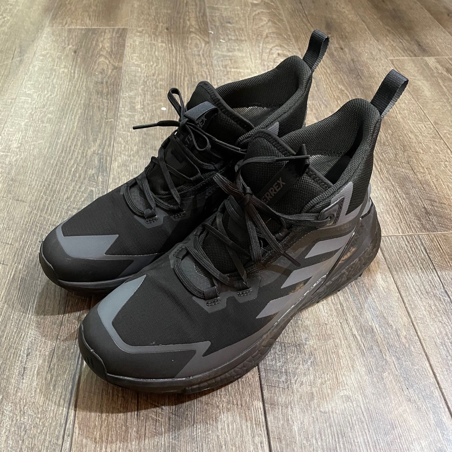 国内正規 adidas TERREX FREE HIKER 2.0 GORE-TEX HIKING HQ8383