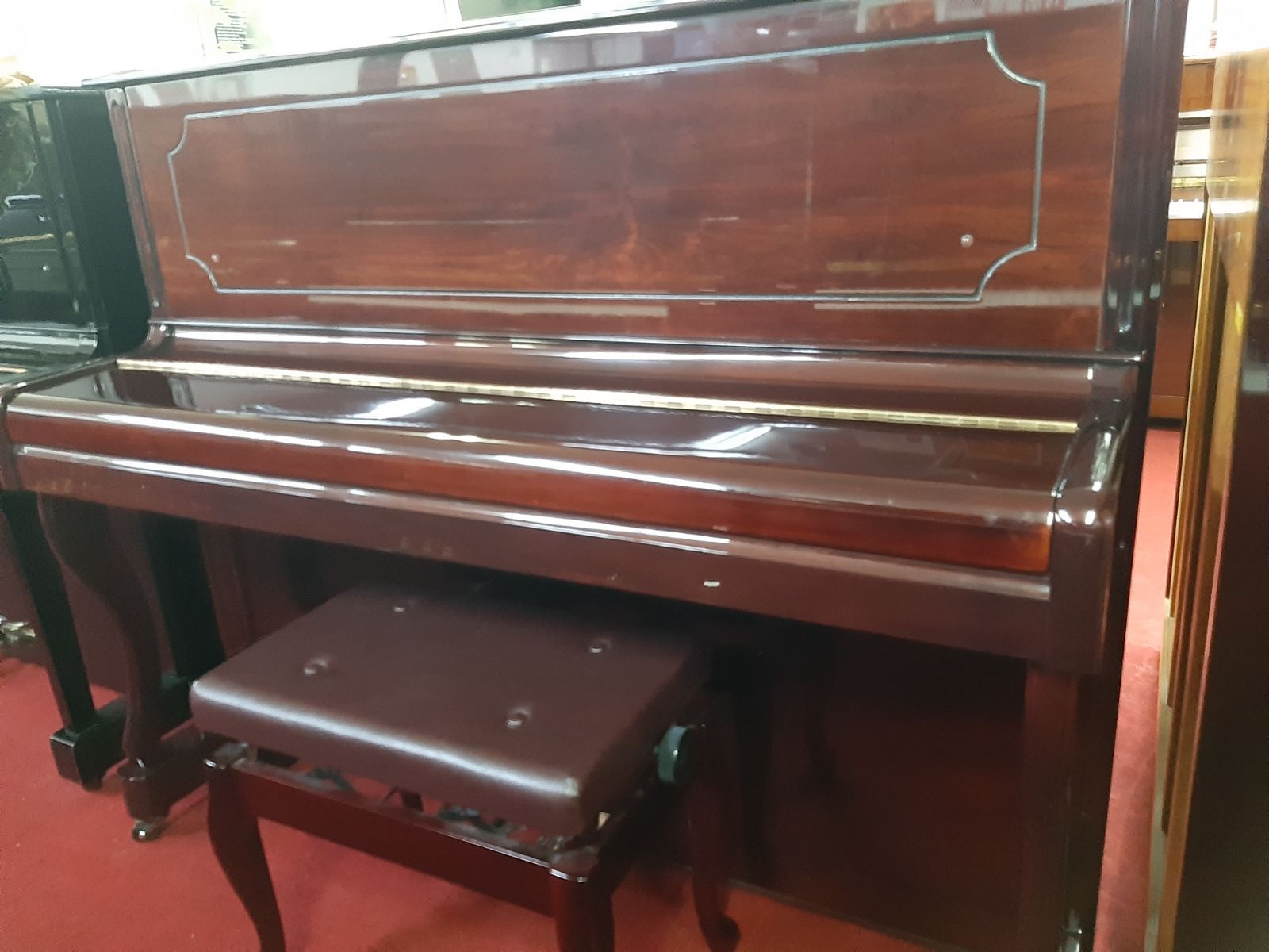 送料込み クリーニング 調整済 5年保証付き ピアノ STEINBURG MP-122