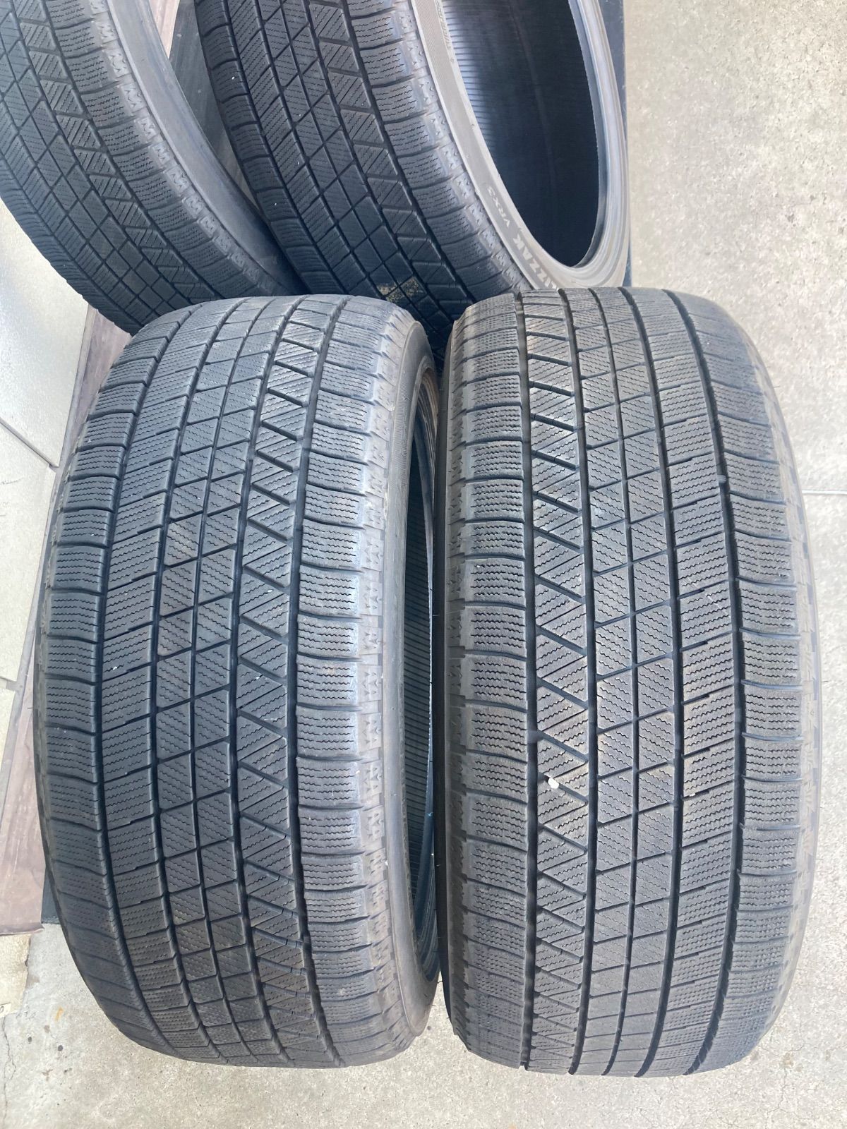 ブリジストン BLIZZAK VRX3 245 40r20 4本 21年製 BS