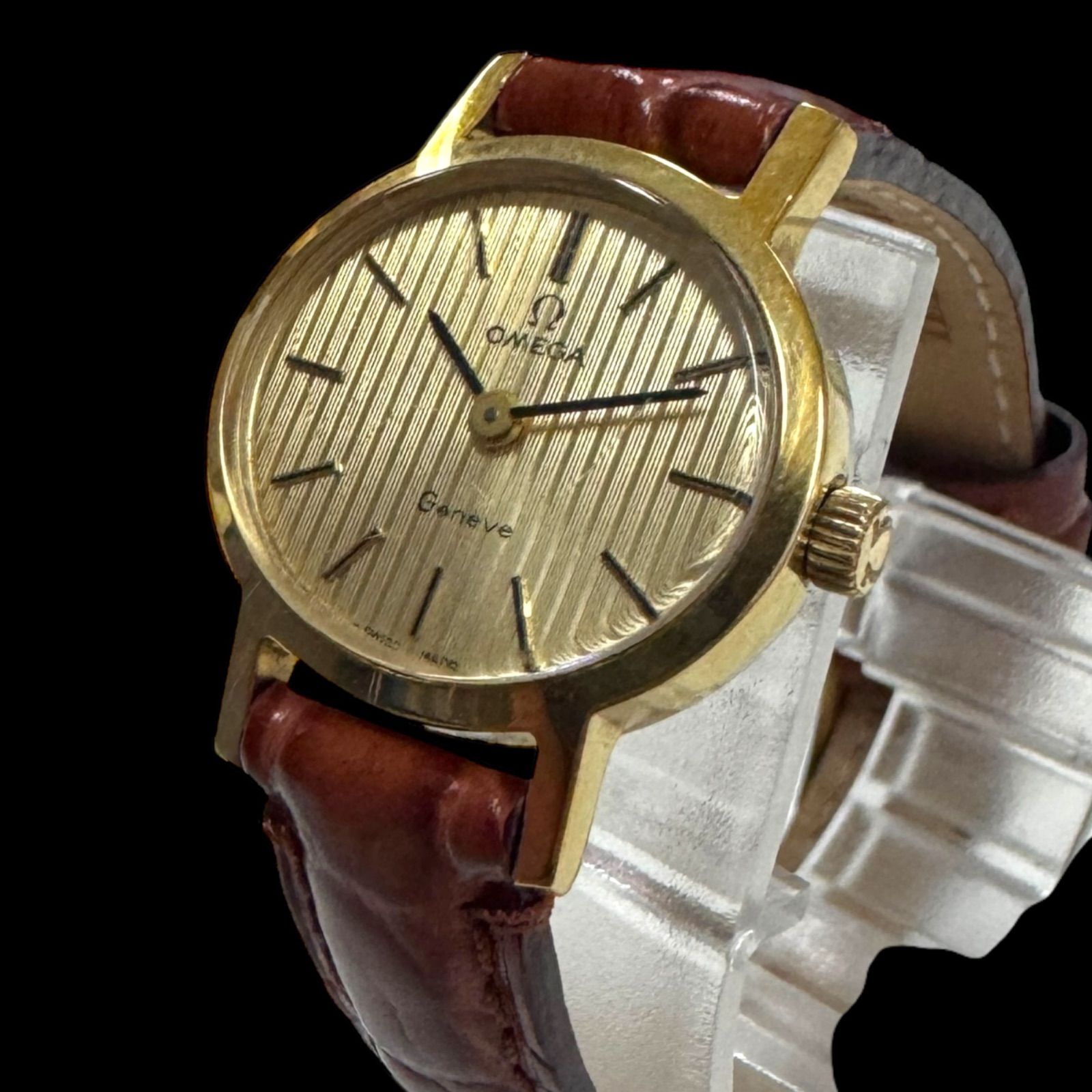 1円スタート】【良品・アンティーク】 OMEGA オメガ ジュネーブ GP×革