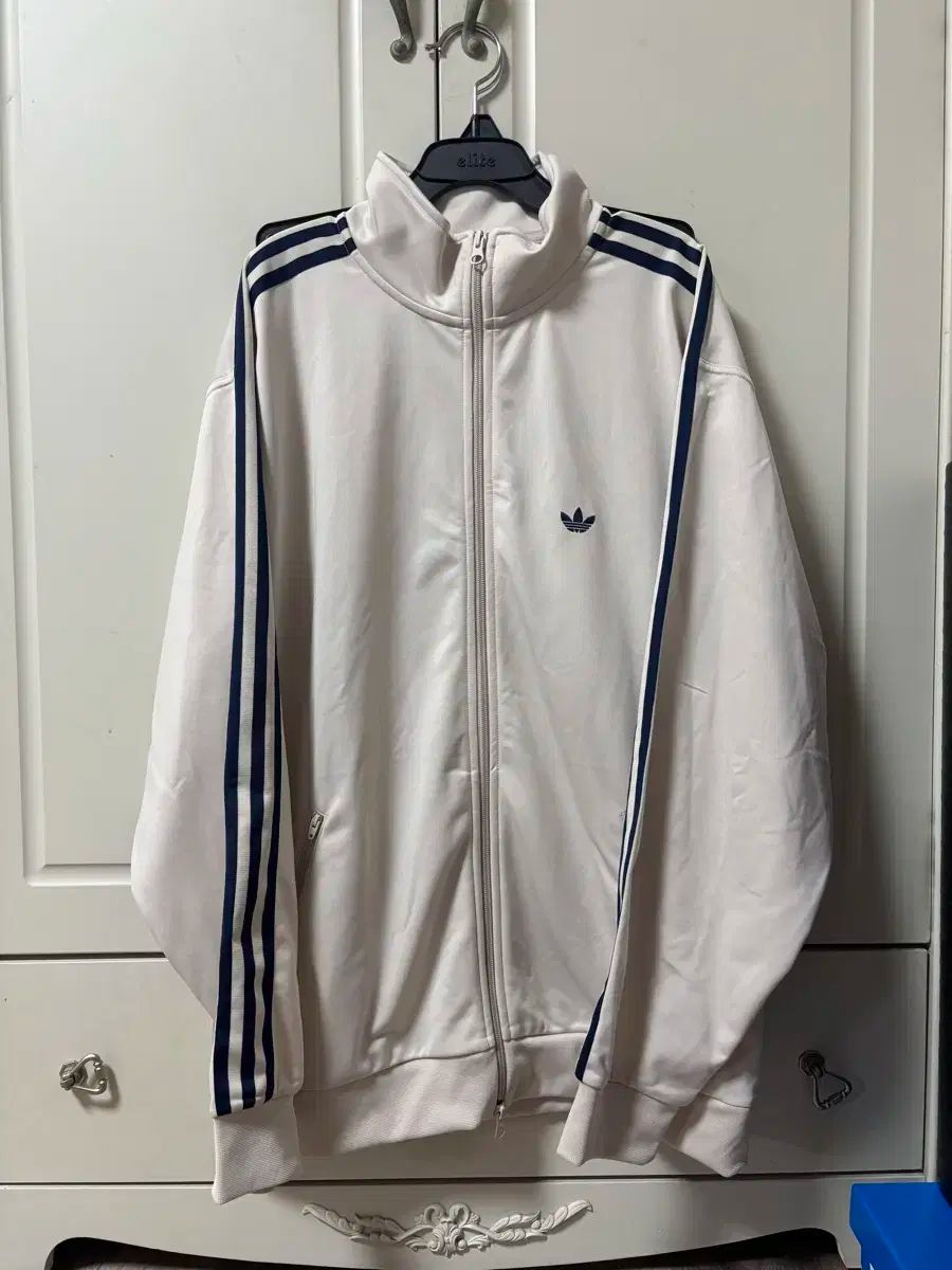 アディダス ベッケンバウアー トラックジャージ アイボリー M
