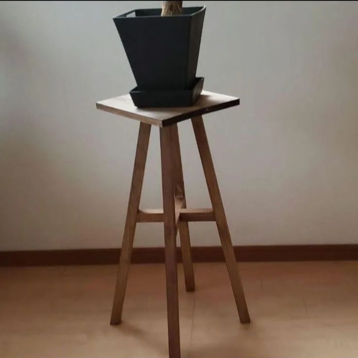 少し背の高い杉材を使用した　フラワースタンド/スツール/プランタースタンド プランタースタンド プランターベース S 高さ35×直径25cm 木製