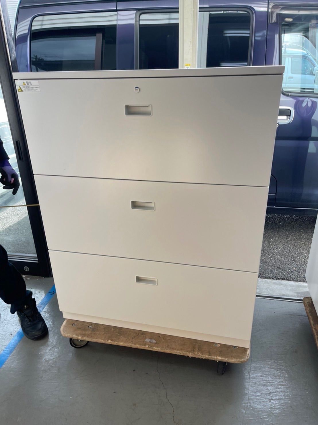 オフィス収納 3段キャビネット ホワイト 鍵付き