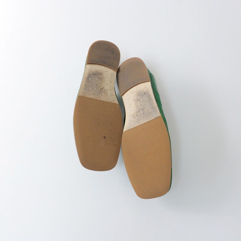 美品 2023SS ヘリュー HEREU Llasada Crinkled Glossy スクエアトゥ  