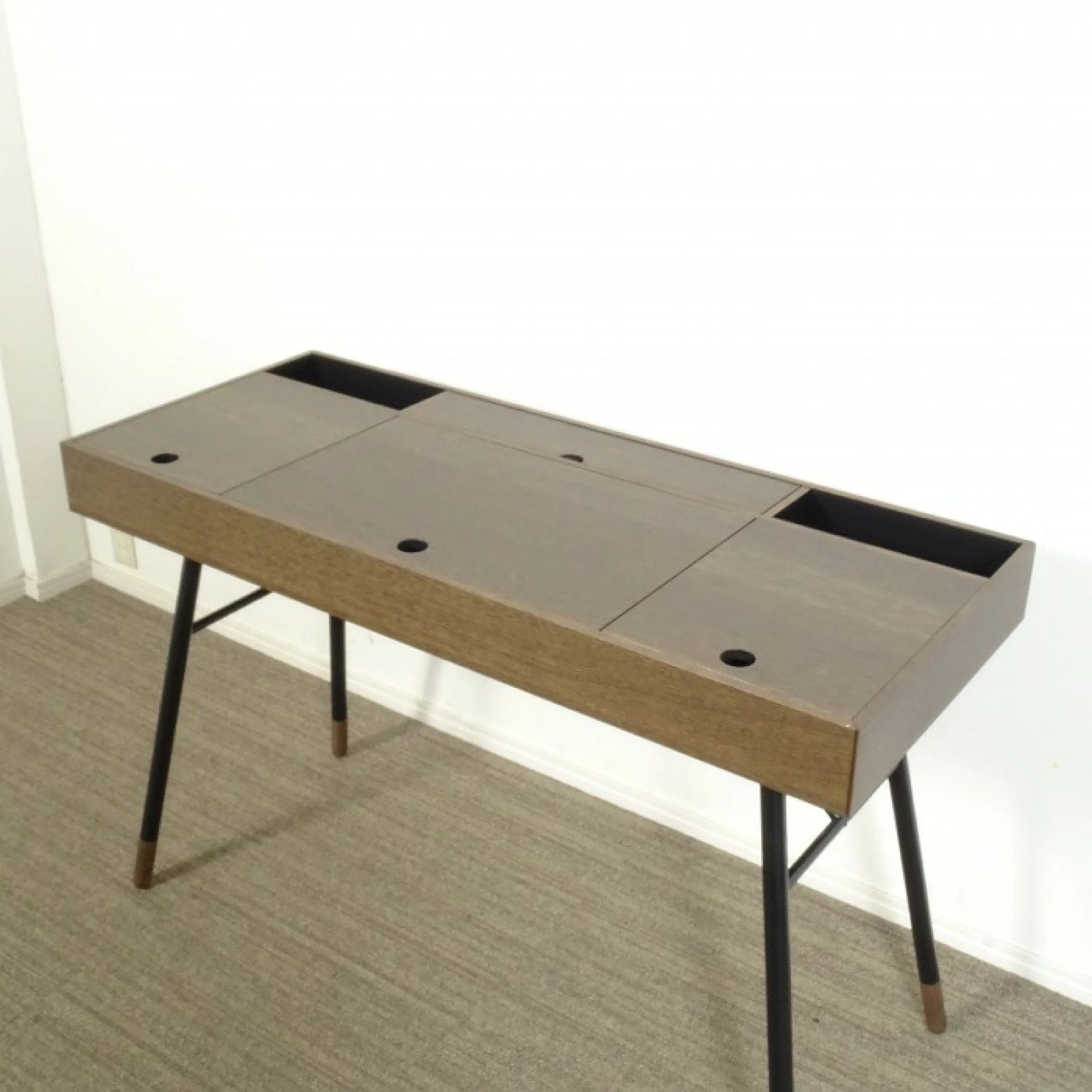 ボーコンセプト Cupertino