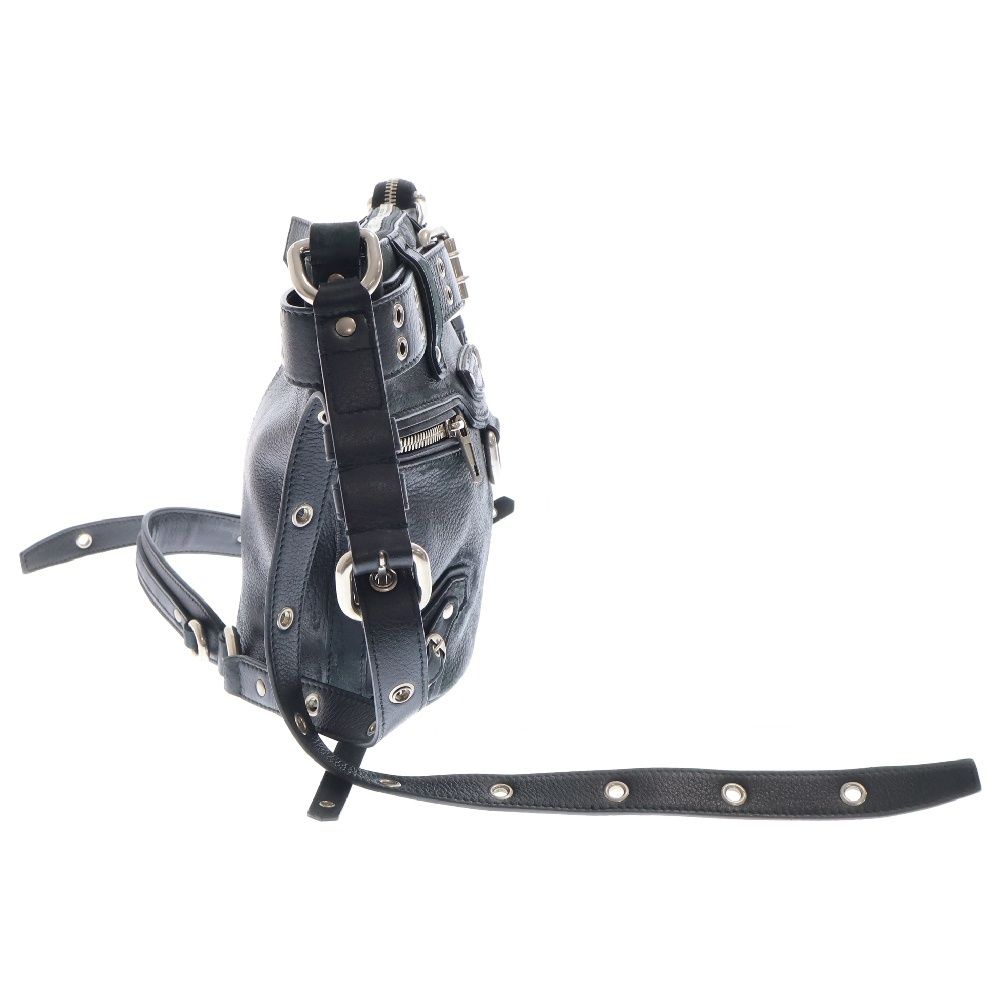 【BALENCIAGA】EMO XS バケットバック カーフスキン Emo XS leather bucket bag in black - Balenciaga | Mytheresa