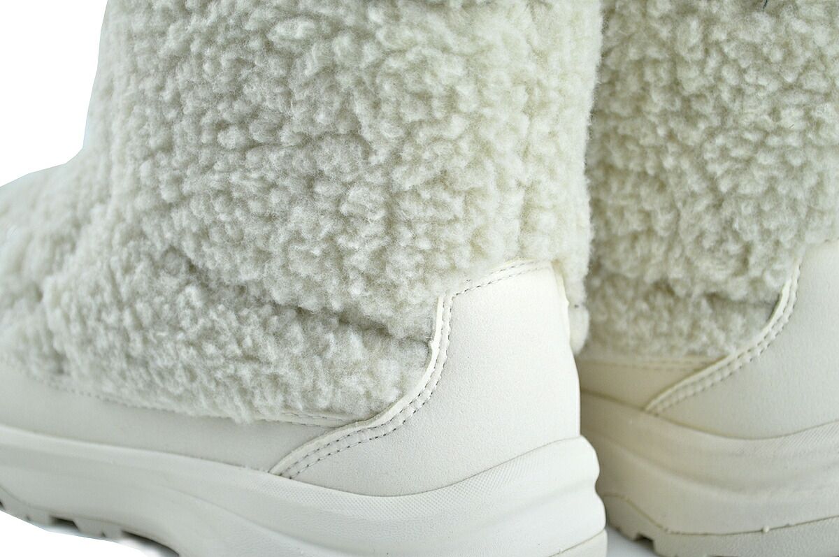 FLEECE