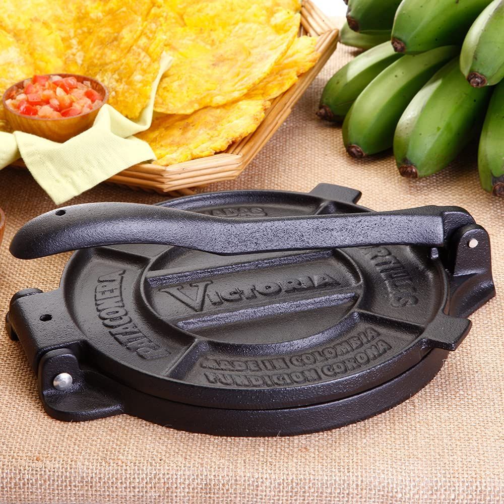 人気商品】【 日本正規品 】 VICTORIA 6.5インチ トルティーヤプレス ビクトリア TOR002 16.5cm 鋳鉄 Tortilla  Press タコス プレス ブリトー ナチョス メキシコ メキシコ料理 トルティーヤチップス 亜麻仁油 コーティ - メルカリ