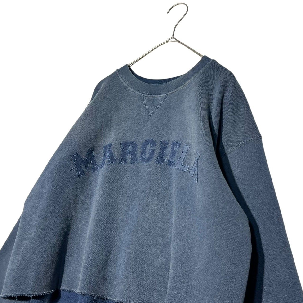 MAISON MARGIELA(メゾンマルジェラ) 23SS (1) (10)  ヴィンテージ 加工 カットオフ ロゴ スウェット S51GU0126 S ネイビー ユニセックス ショート丈 MAISON MARGIELA(メゾンマルジェラ) 23SS ① ⑩ ヴィンテージ