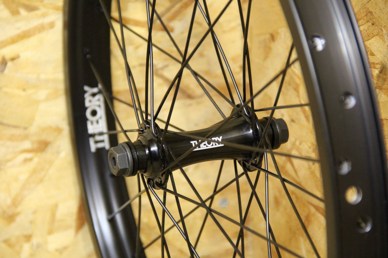 自転車BMX フロントホイール THEORY FRONT WHEEL 36H