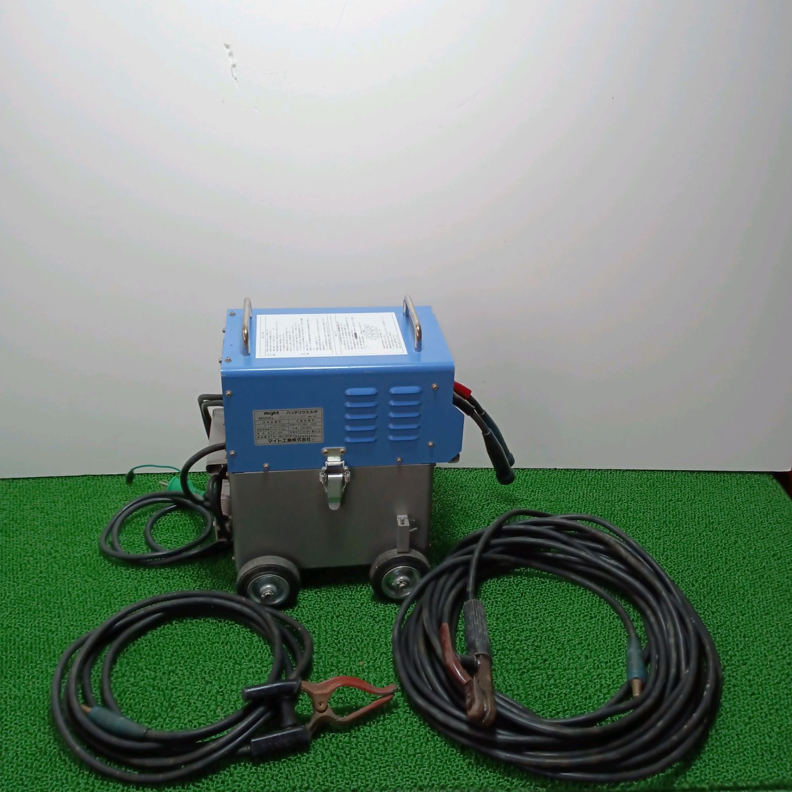 mightバッテリウエルダ ネオライト140