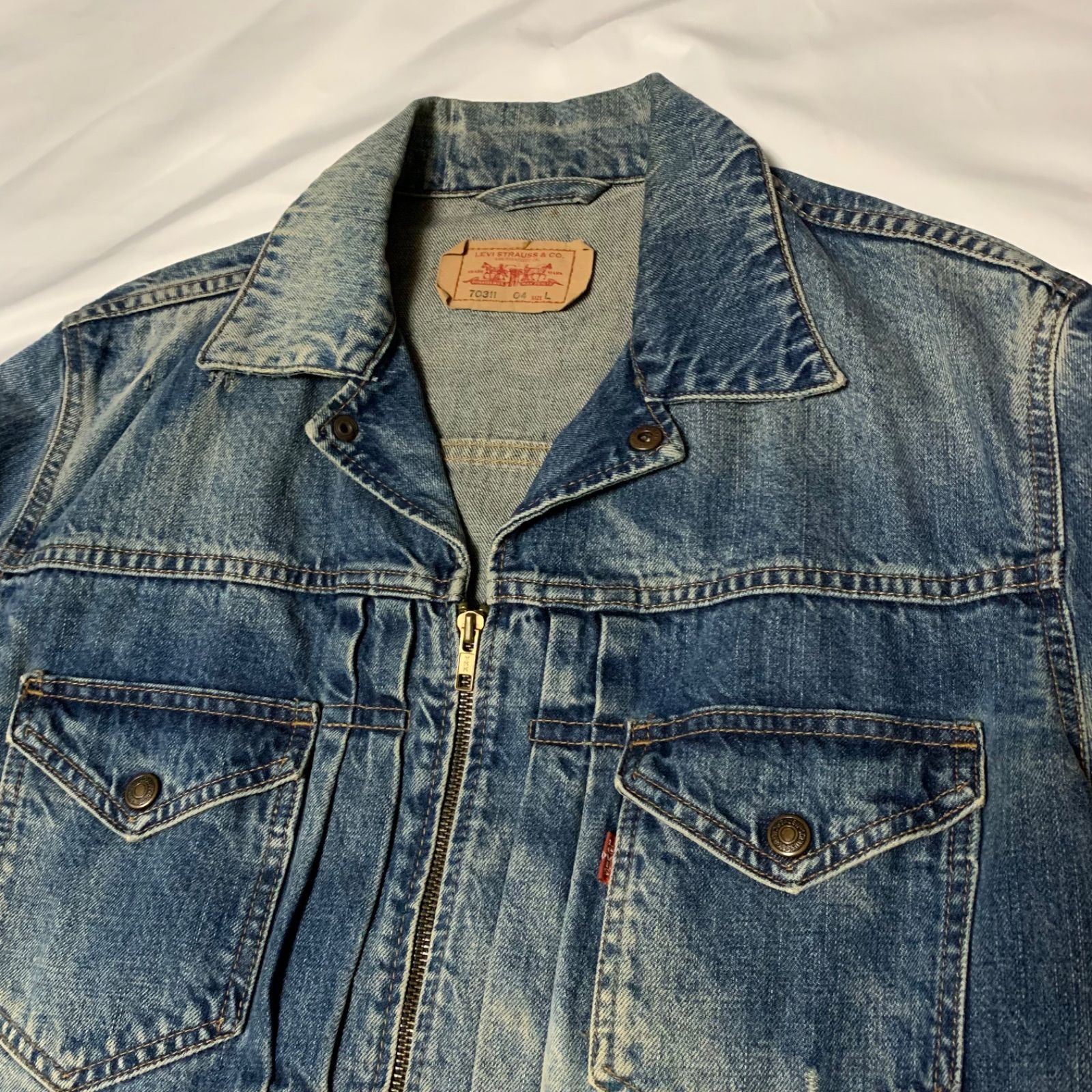 00s Euro Levi's 70311 Denim Jacket ユーロリーバイス デニムジャケット 長袖 インディゴ Lサイズ クロアチア製  センタープリーツ ジップアップ シンチバック - メルカリ