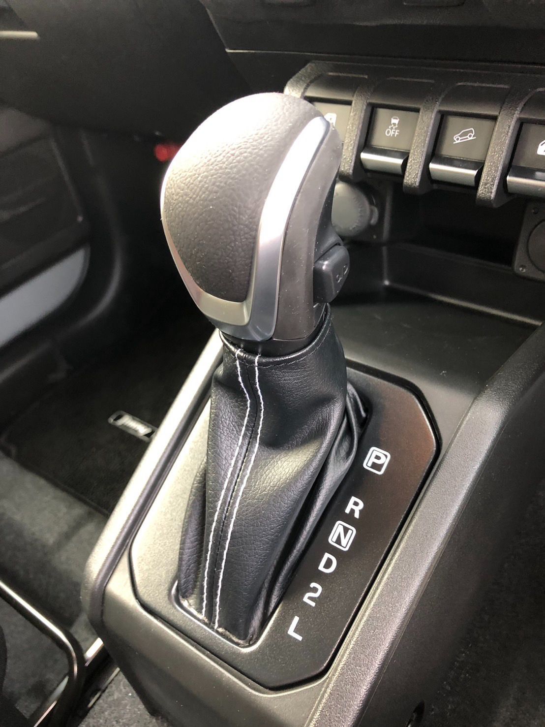新型ジムニー JB64W 対応 シフトブーツ 【ブラックレザー