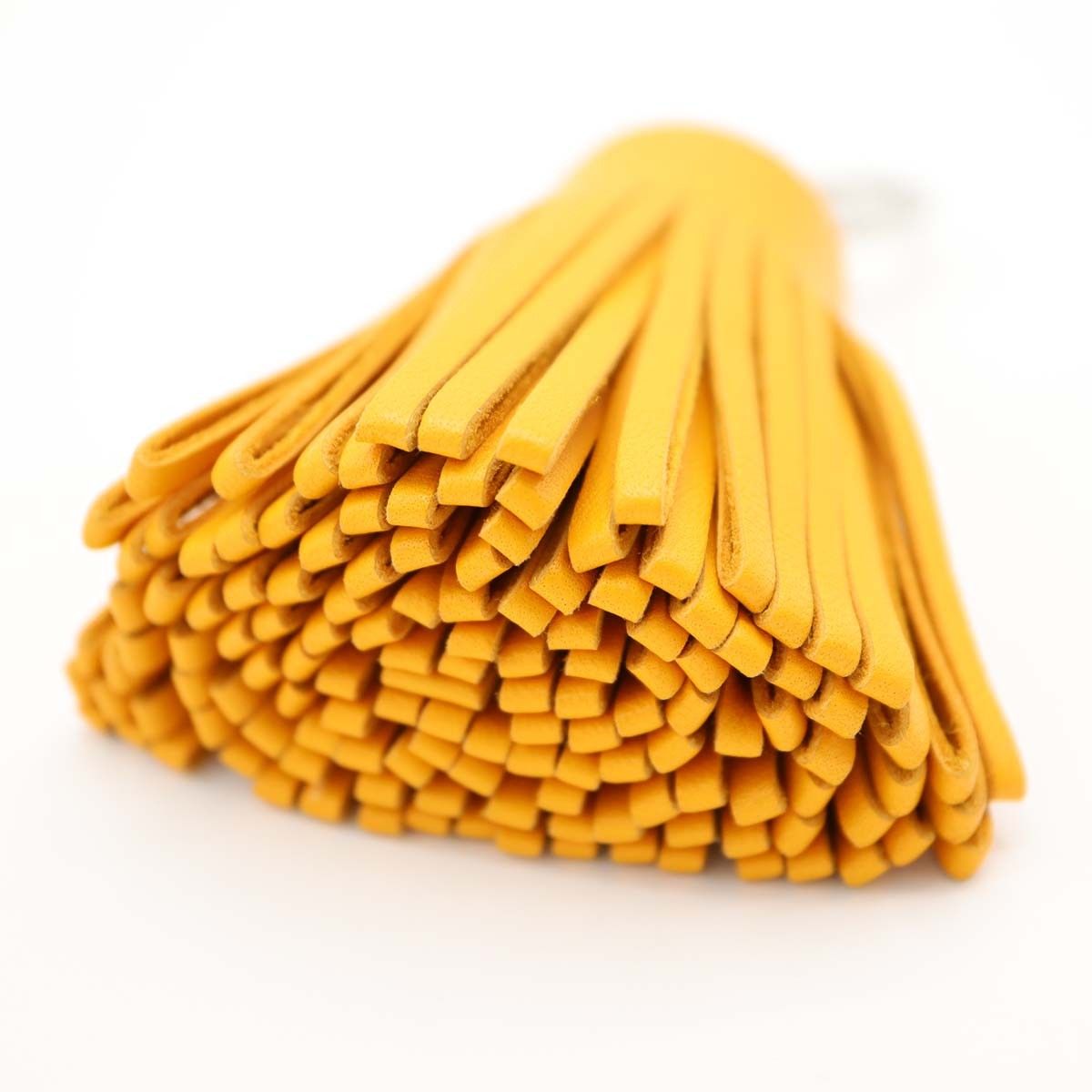 HERMES エルメス カルメン タッセル フリンジ キーホルダー チャーム