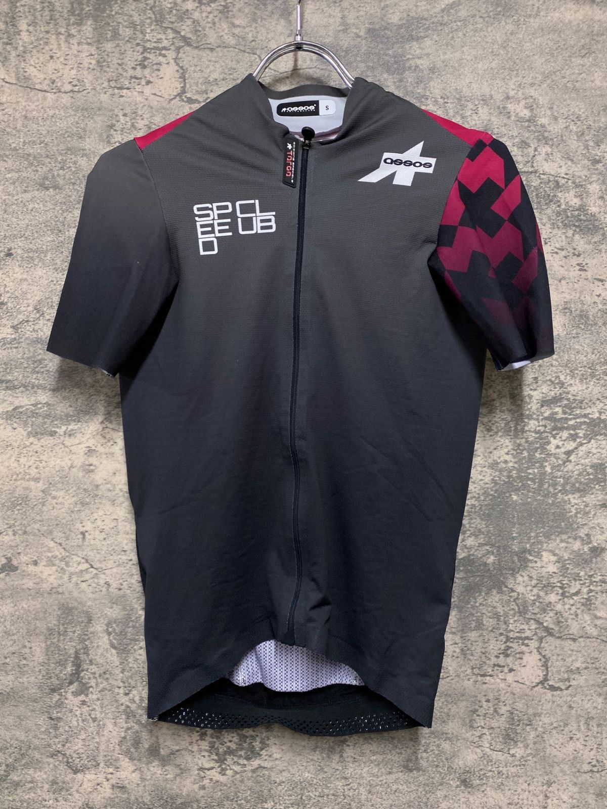 アソス assos サイクルジャージ　Lサイズ サイクルウエア　黒 スイスのプレミアムサイクルウェア ASSOS（アソス