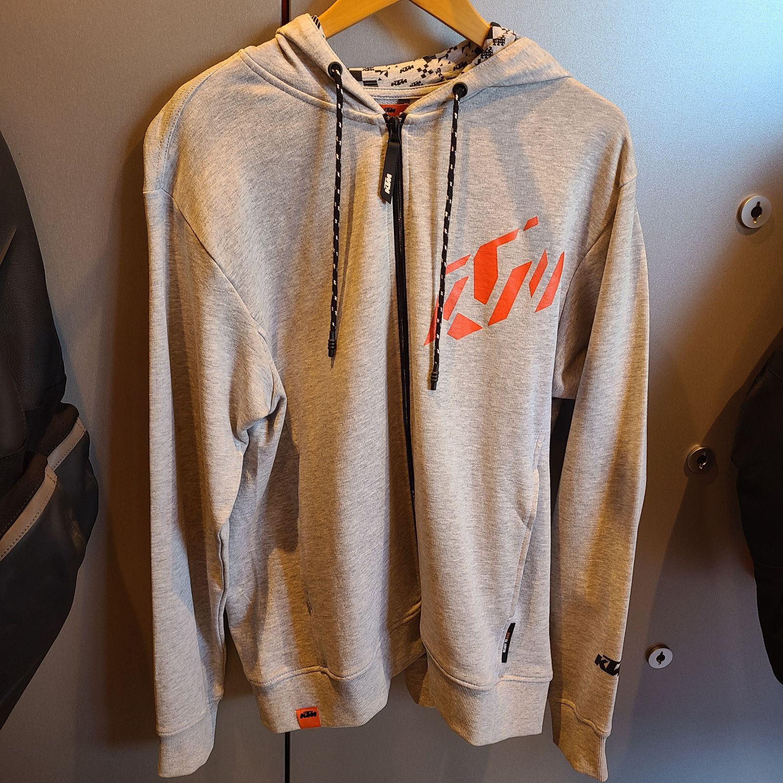 KTM RADICAL ZIP HOODIE・KTMパーカー ジップパーカー サイズ L