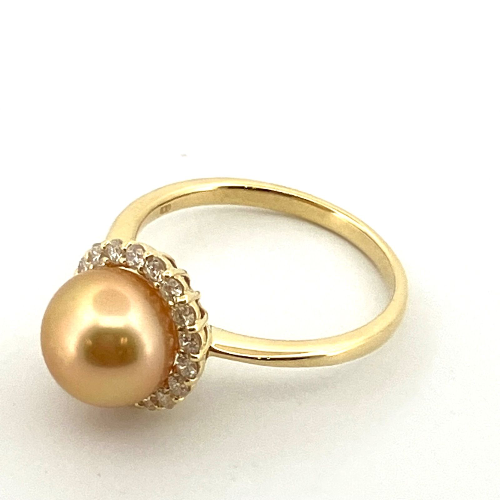 新品ジュエリー】K18YG 白蝶真珠 リング パール約8.6mm ダイヤ 0.29ct  