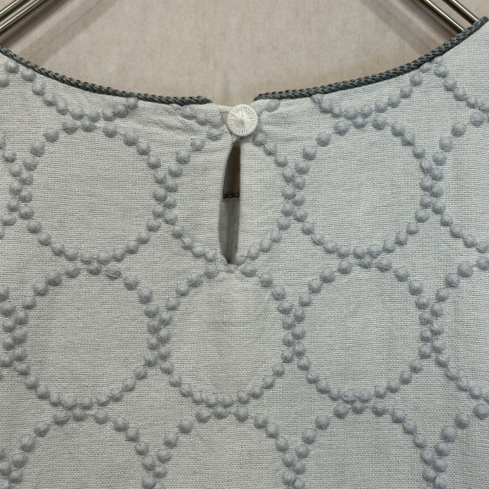 美品】ミナペルホネン mina perhonen tambourine 刺しゅうノースリーブ
